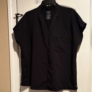 ✨ Oversized Scrub Top ✨